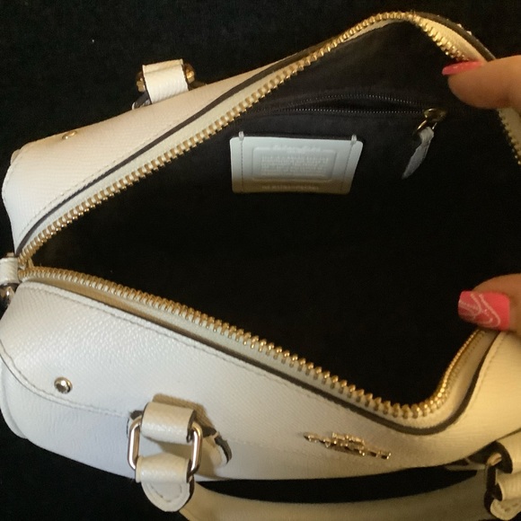 Coach Crossbody Bannet Purse White Pebble Leather - Picture 8 of 9